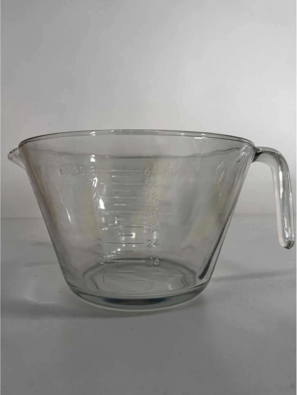 Vtg Pampered Chef 8 C 2 Quart Glass Batter Bowl Measuring Cup with Handle Clear